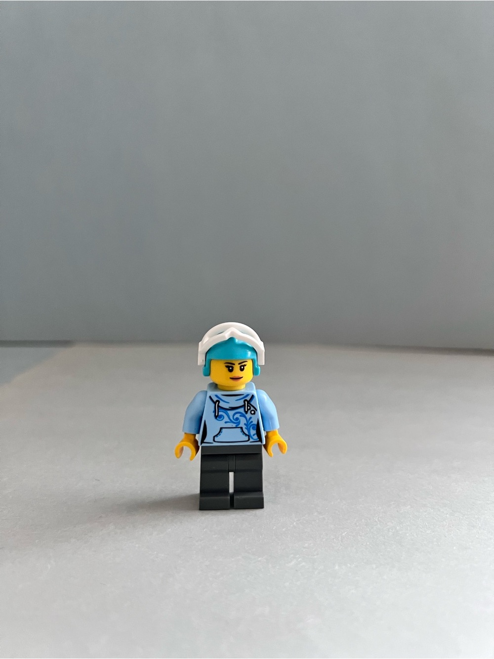 LEGO City Skier Minifigure